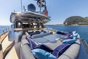 SILVER BREEZE 14 Main Deck