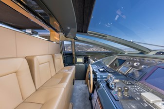 SILVER BREEZE 17 Bridge