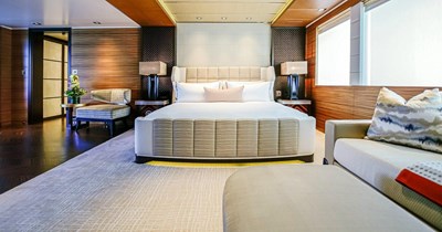 SUPERYACHT W 7 