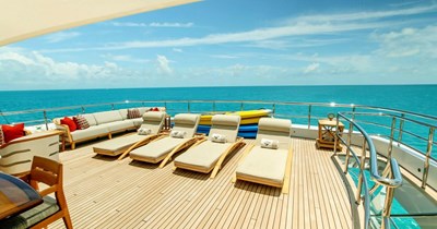 SUPERYACHT W 28 