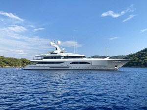 SUPERYACHT W 44 