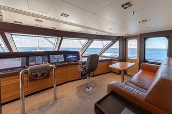 SUPERYACHT W 43 Pilothouse