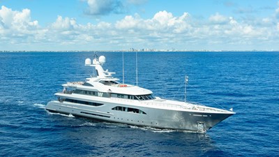 SUPERYACHT W 0 SUPERYACHT W 189' Feadship 2013/2020