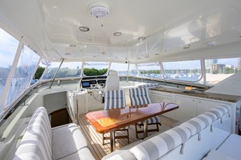 ST. TROPEZ  22 68_cheoy_lee_st_tropez_flybridge_09