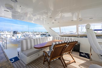 ST. TROPEZ  24 68_cheoy_lee_st_tropez_flybridge_11