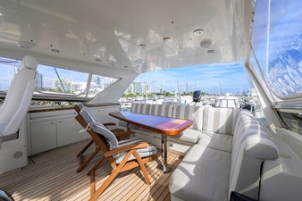 ST. TROPEZ  25 68_cheoy_lee_st_tropez_flybridge_12