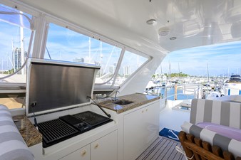 ST. TROPEZ  26 68_cheoy_lee_st_tropez_flybridge_14