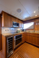 ST. TROPEZ  45 68_cheoy_lee_st_tropez_galley_04