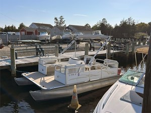 16' Bentley 2013 Encore 5 