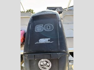 16' Bentley 2013 Encore 13 