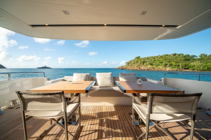 Akula Aft Deck Dining 