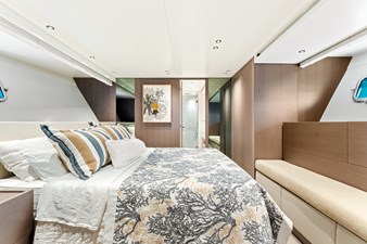 NORTH 10