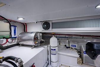 49_garlington_perfection_engine_room_45