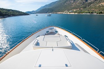 La Rubia 40 La Rubia Exterior – Foredeck