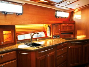 UNNAMED 12 DEFY GRAVITY, 2018 Sabre 48 Flybridge Sedan