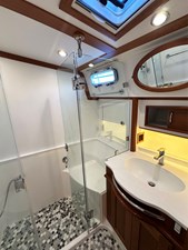 UNNAMED 19 DEFY GRAVITY, 2018 Sabre 48 Flybridge Sedan