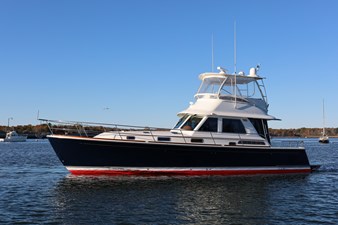 UNNAMED 2 DEFY GRAVITY, 2018 Sabre 48 Flybridge Sedan, Port Beam Idle
