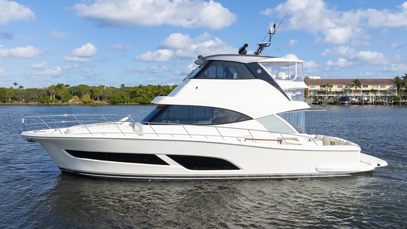 50 SPORTS MOTOR YACHT