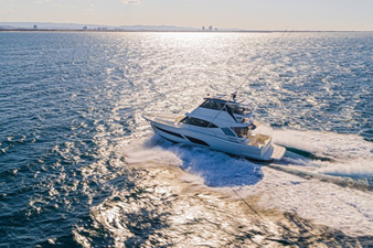 50 SPORTS MOTOR YACHT 4 