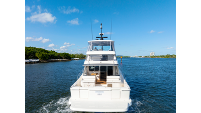 50 SPORTS MOTOR YACHT 10 