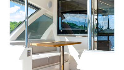 50 SPORTS MOTOR YACHT 35 