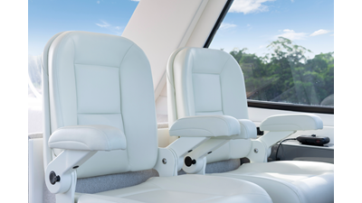 50 SPORTS MOTOR YACHT 41 