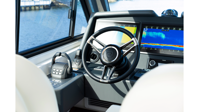 50 SPORTS MOTOR YACHT 64 