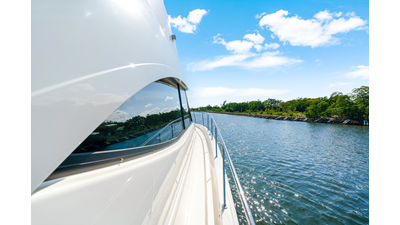 50 SPORTS MOTOR YACHT 9 