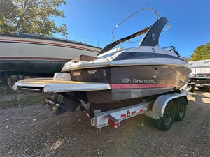 24' Regal 2014 FasDeck 24  6 