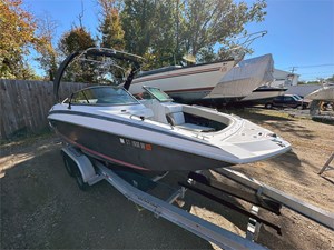 24' Regal 2014 FasDeck 24  7 