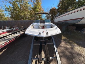 24' Regal 2014 FasDeck 24  8 