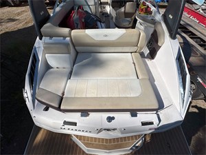 24' Regal 2014 FasDeck 24  14 