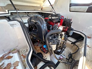 24' Regal 2014 FasDeck 24  32 