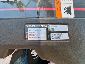 24' Regal 2014 FasDeck 24  34 