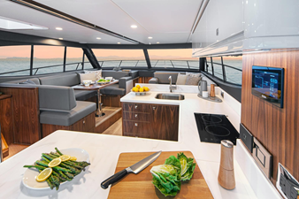 46 SPORTS MOTOR YACHT 6 