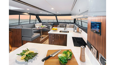 46 SPORTS MOTOR YACHT 10 