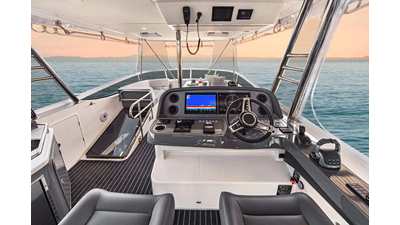 46 SPORTS MOTOR YACHT 20 