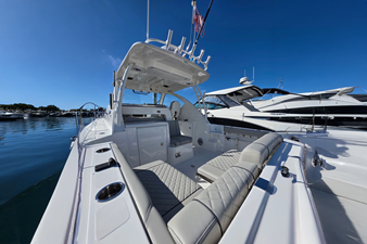 Pursuit OS 325 Offshore 21 