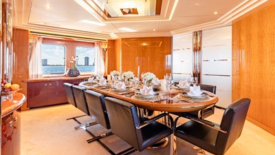 MYSTIQUE 18 MYSTIQUE 2001 FEADSHIP  Motor Yacht Yacht MLS #456235 18