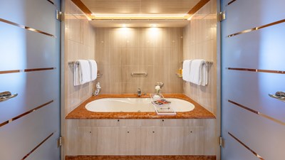 MYSTIQUE 23 MYSTIQUE 2001 FEADSHIP  Motor Yacht Yacht MLS #456235 23