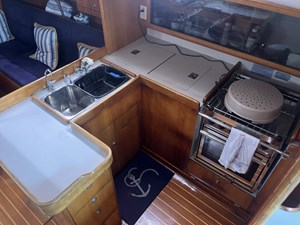 G FORCE 12 Galley