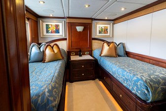 CRYSTAL LADY 23 