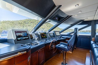 CRYSTAL LADY 25 