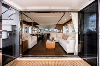 70' Johnson Skylounge 2026 1 Full opening, Salon aft bulkhead