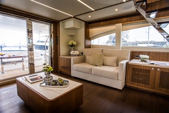 70' Johnson Skylounge 2026 3 Salon to port