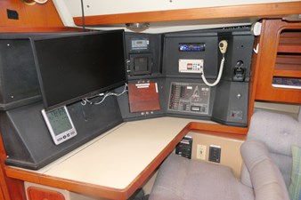 Malo 14 Nav Station