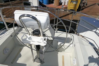 Malo 38 Cockpit Pedestal
