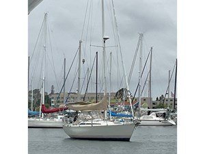 Malo 67 Underway Stbd