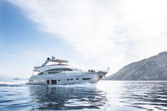 Lady Parisa 40