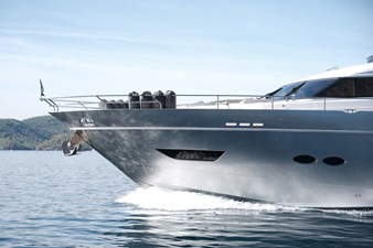 Lady Parisa 41